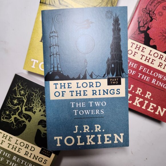 NEW J.R.R. Tolkien Book Bundle Set The Hobbit Lord of the Rings 4 Books - Picture 7 of 15